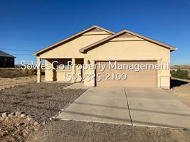 featured image of 961 Katherine Ave