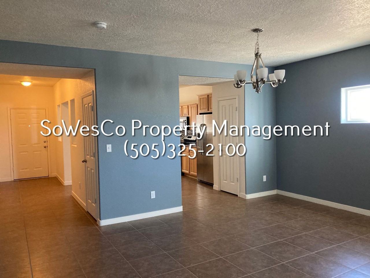 961 Katherine Ave - Photo 6 of 17