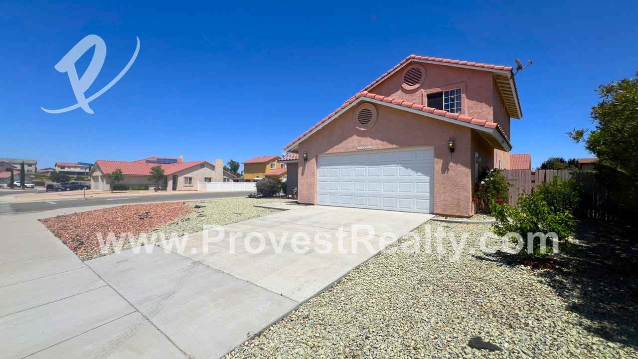 13051 High Crest St - Photo 3 of 33