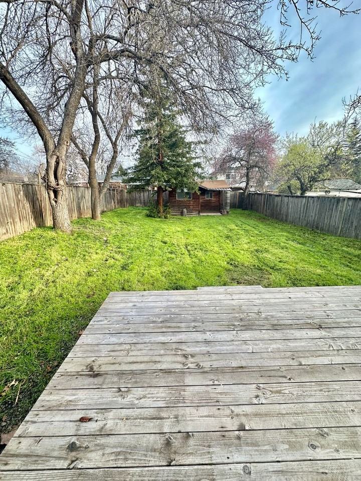 315 Maple Street - Photo 2 of 9