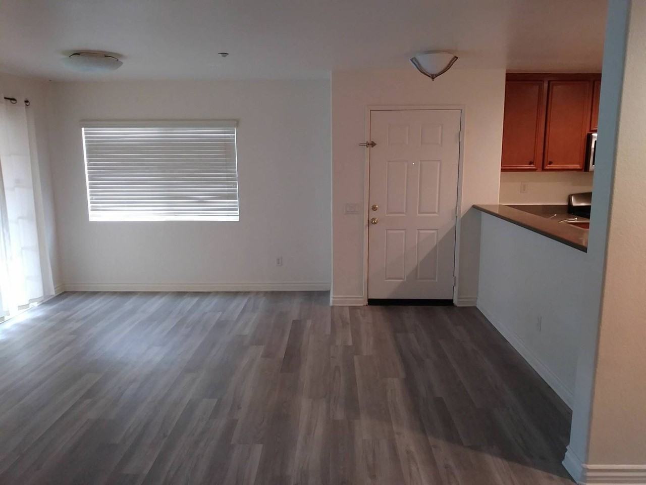 15645 Lasselle St #105 - Photo 7 of 16