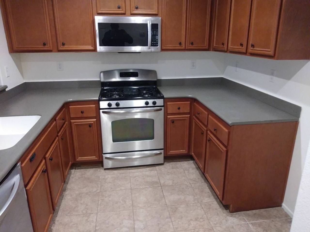 15645 Lasselle St #105 - Photo 5 of 16