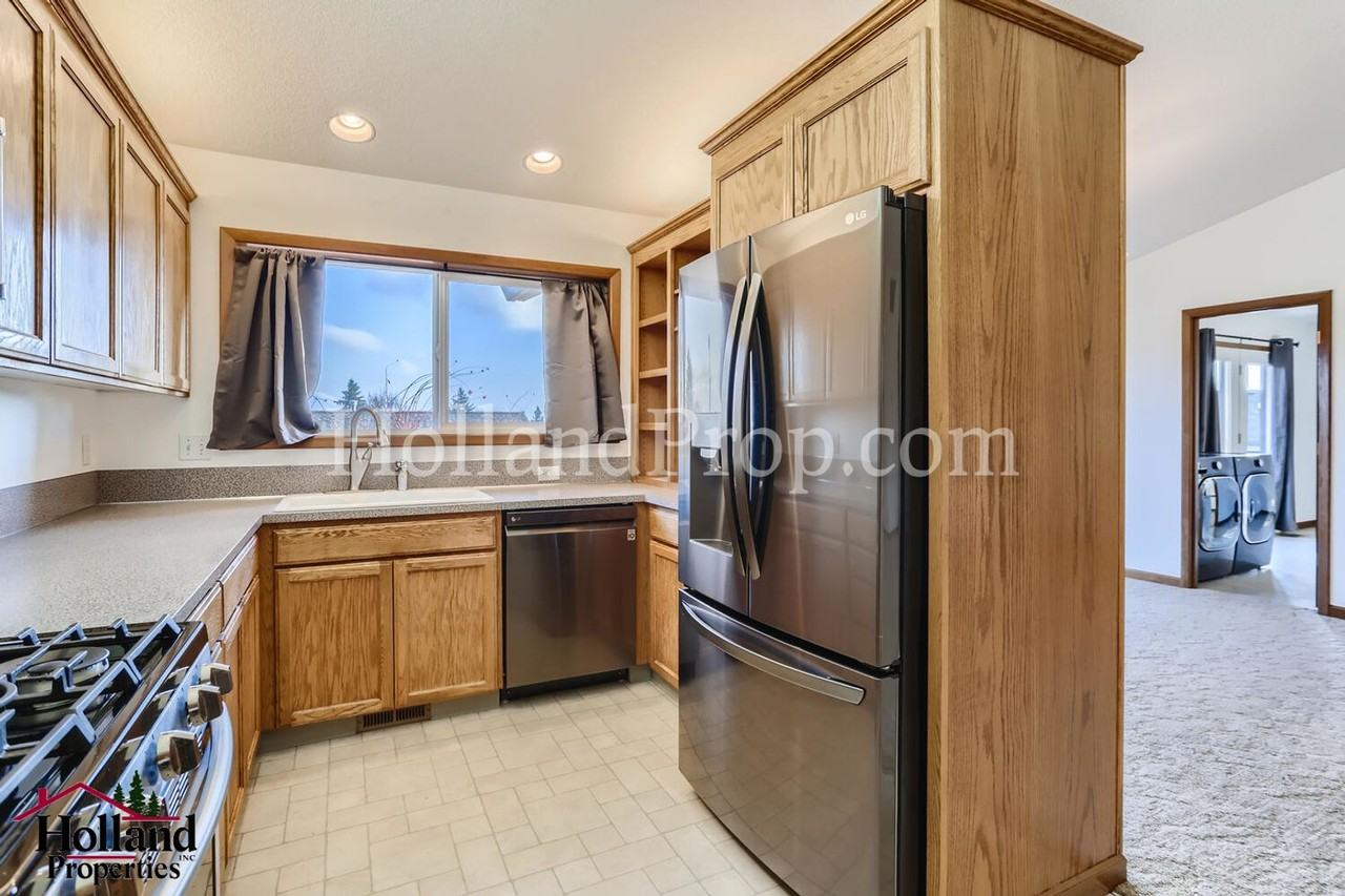 32838 Nw Overlook St - Photo 3 of 24