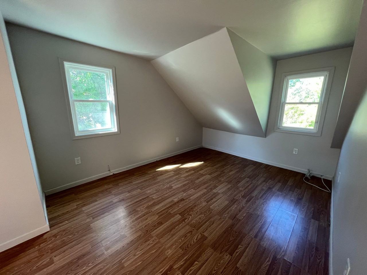 1218 Desha Rd - Photo 3 of 13