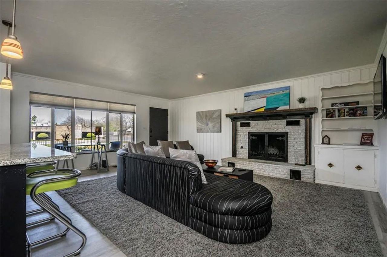 1236 Nw 39th St - Photo 7 of 33