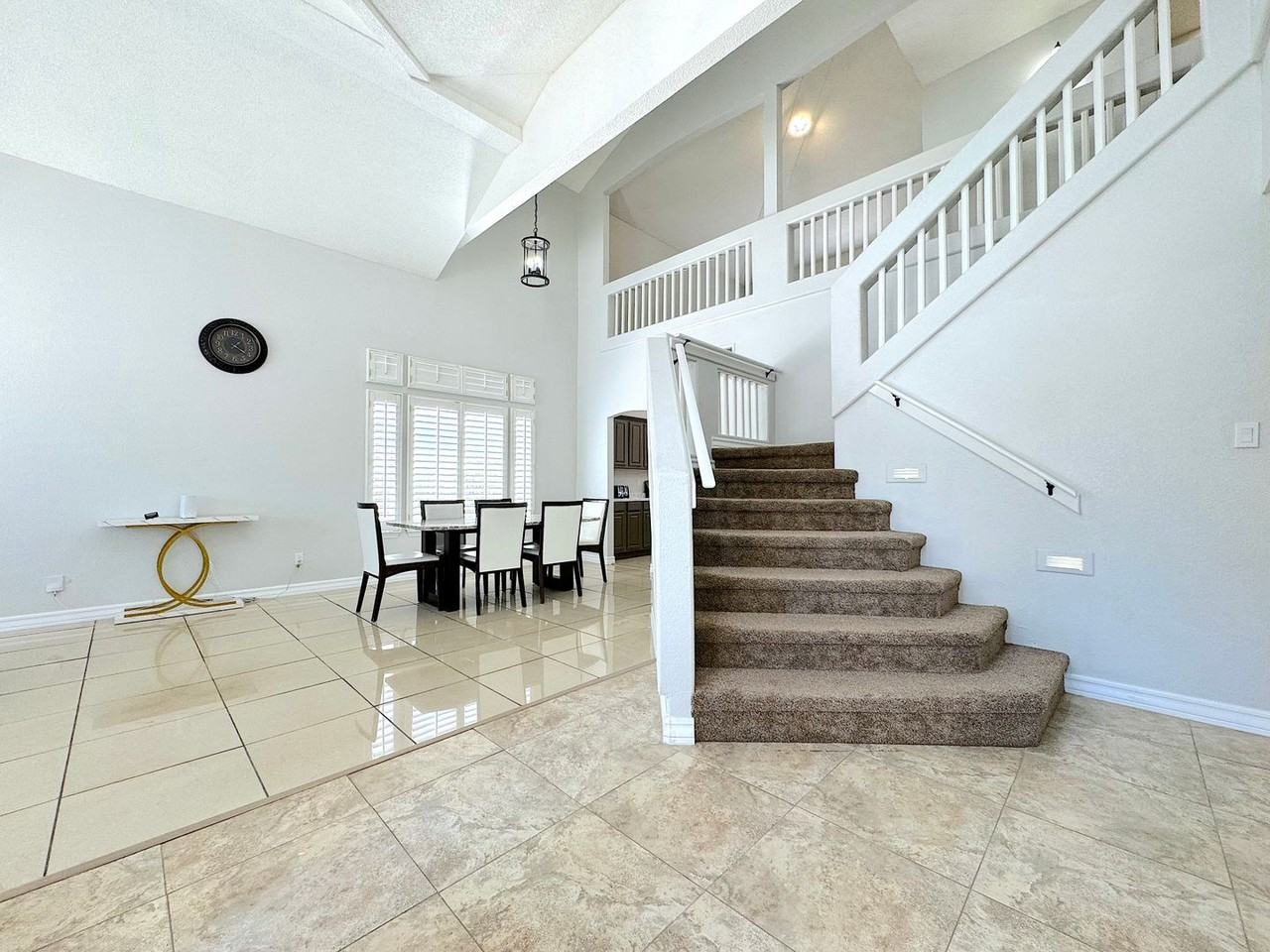 485 Jeweled Mesa Ct - Photo 3 of 44