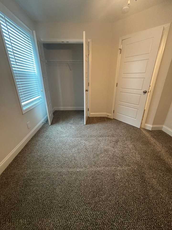213 Clark Rd - Photo 7 of 21