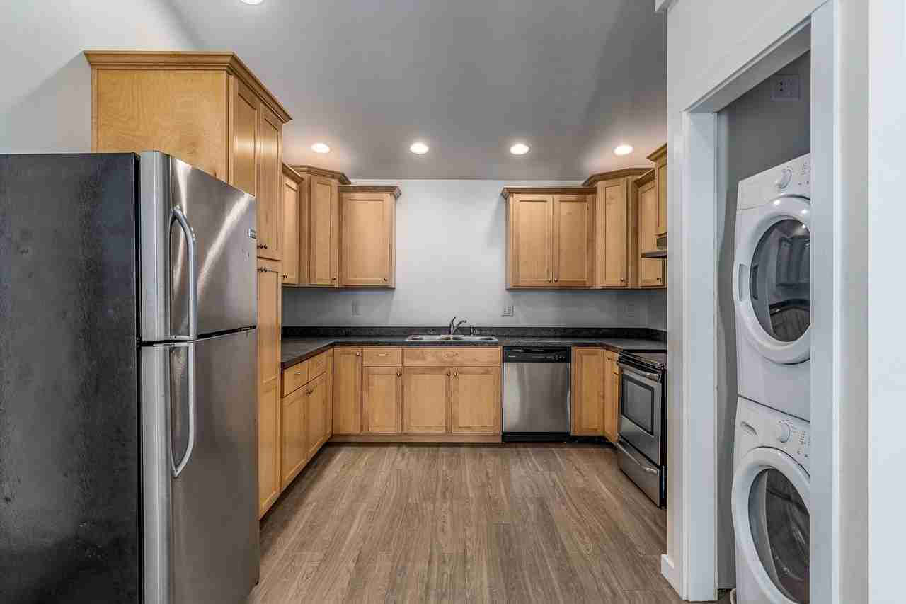 Asbury 2 - Photo 3 of 24