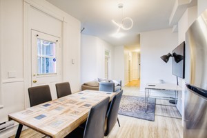 featured image of 3156 Rue Saint-Antoine Ouest #3158
