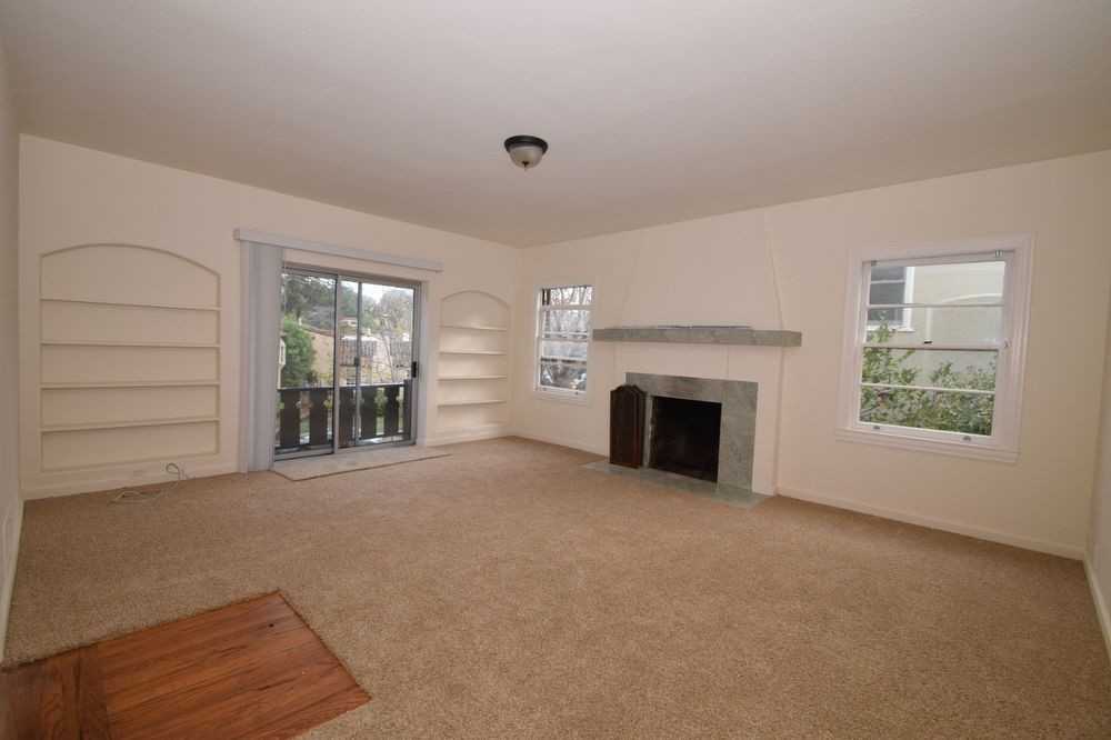 111 Santa Margarita Dr - Photo 3 of 9