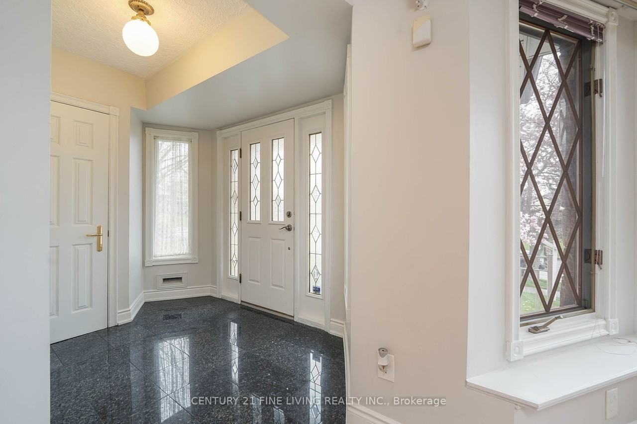 20 Garside Crescent - Photo 2 of 20