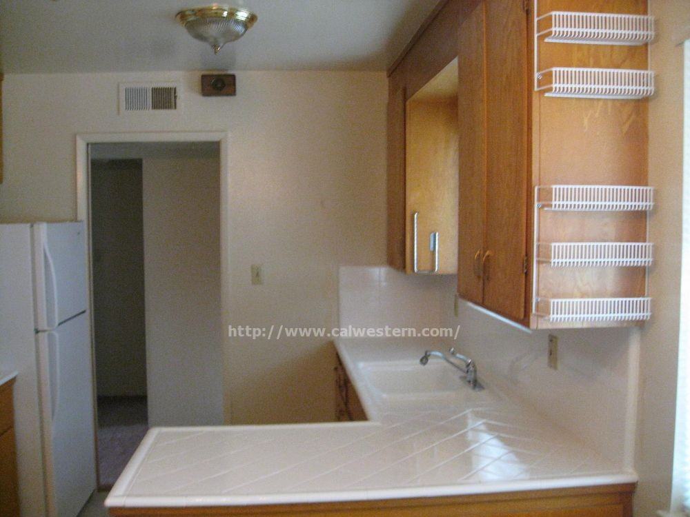 1551 Alta Glen Dr Apt 5 #5 - Photo 3 of 5