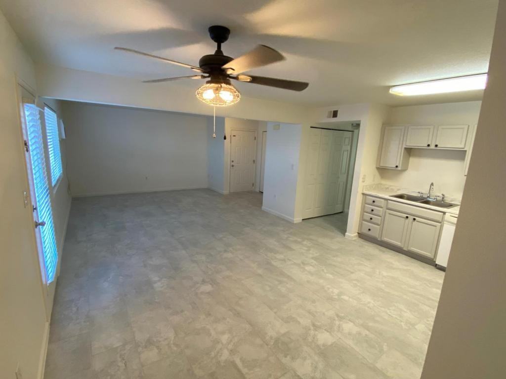 1534 Walnut Dr Unit A - Photo 2 of 17