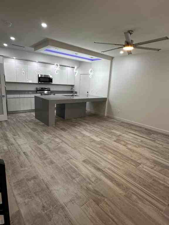 310 E Rogers Rd - Photo 3 of 16