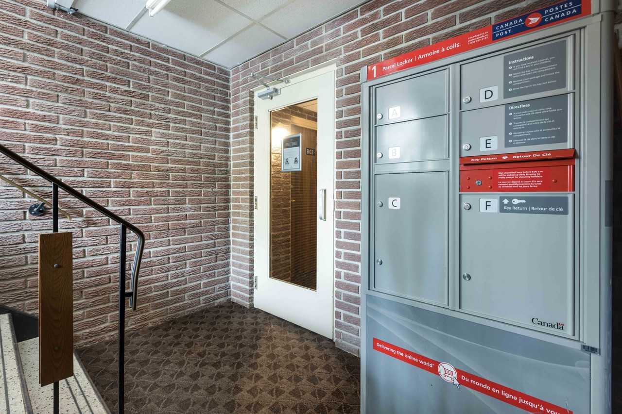 Marlborough Street Apartments - Photo 3 of 23