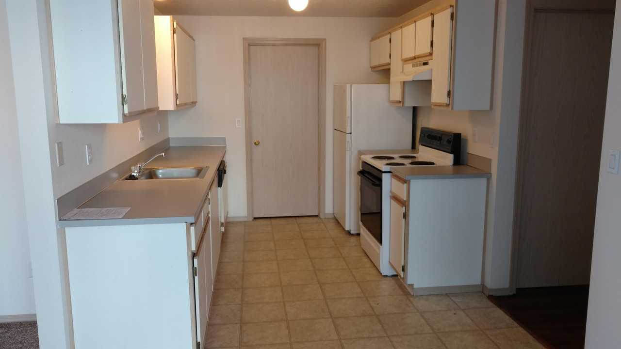 397 Shamrock St - Photo 2 of 10