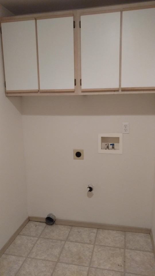 397 Shamrock St - Photo 3 of 10