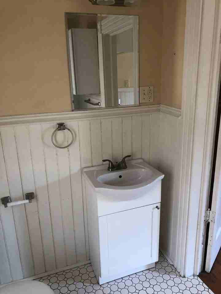 Gabella-913 N 10th Street - Photo 2 of 5