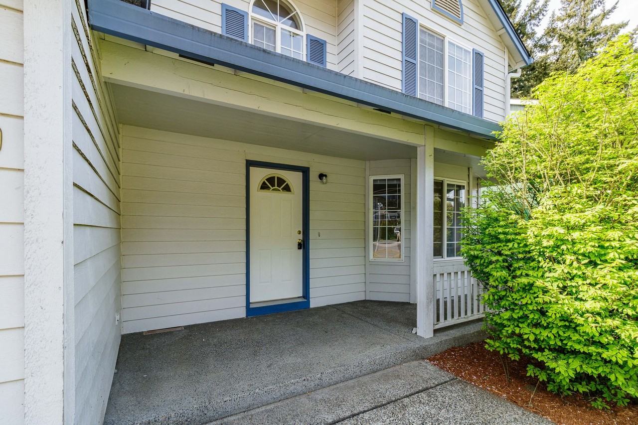 15709 Ne 12th Way - Photo 4 of 34