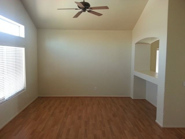 6410 W Magnolia St - Photo 3 of 14