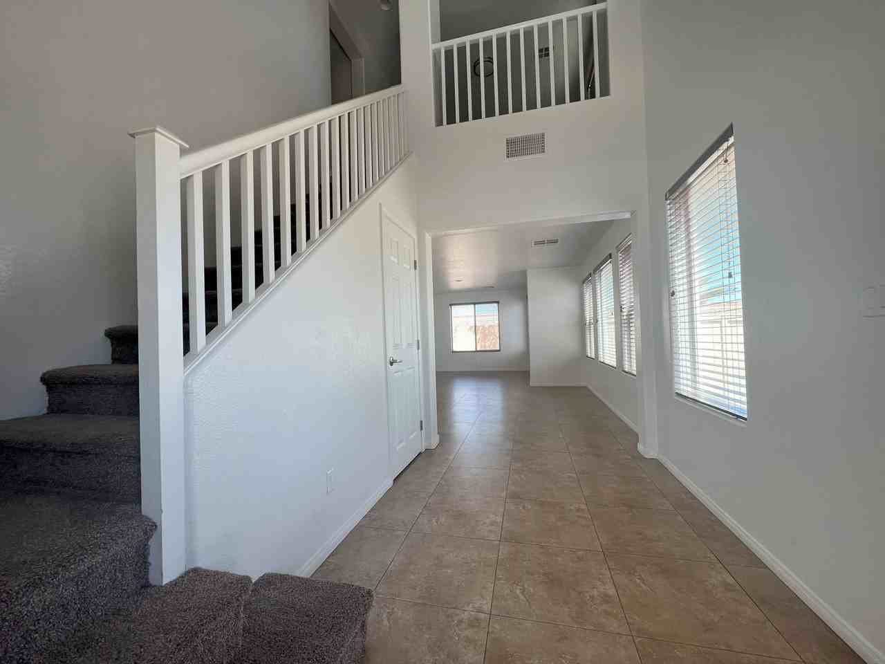 8932 Ryan Creek Ave - Photo 7 of 25