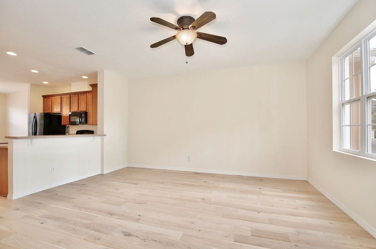 919 Belles Ferry Loop - Photo 2 of 28