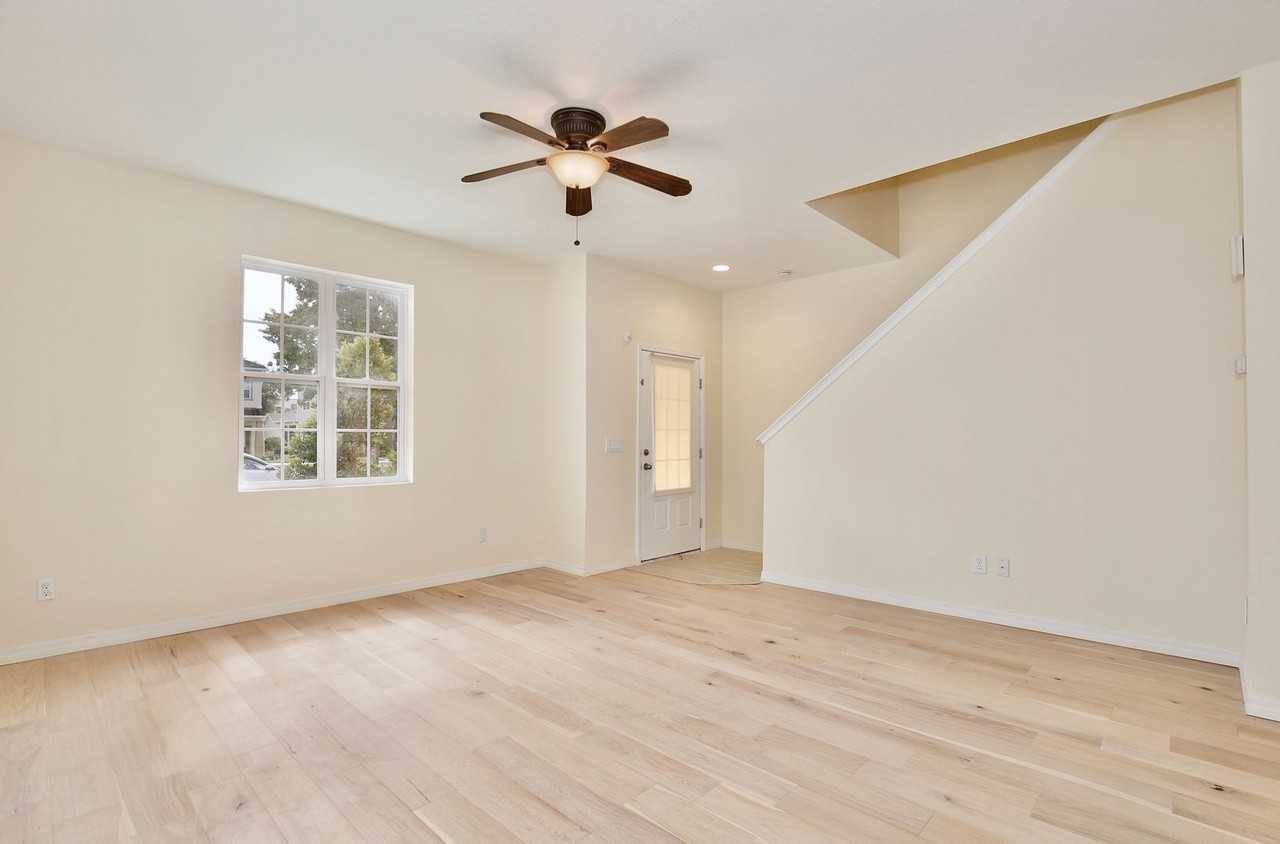 919 Belles Ferry Loop - Photo 3 of 28