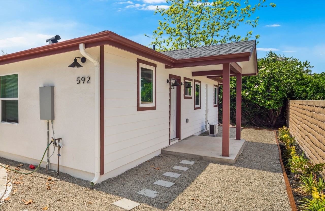 590 N Cambridge St. - Photo 2 of 25