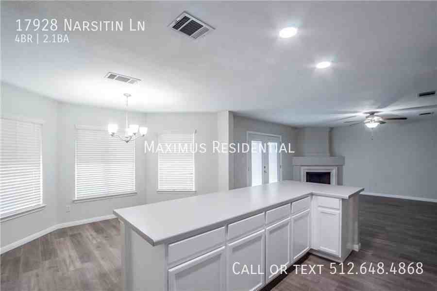 17928 Narsitin Ln - Photo 3 of 23