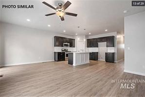 featured image of 124 Ne 3rd St #124