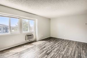 featured image of 506 Comanche Village Dr