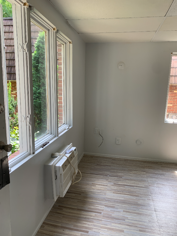 152 Glenn St #4 - Photo 3 of 12