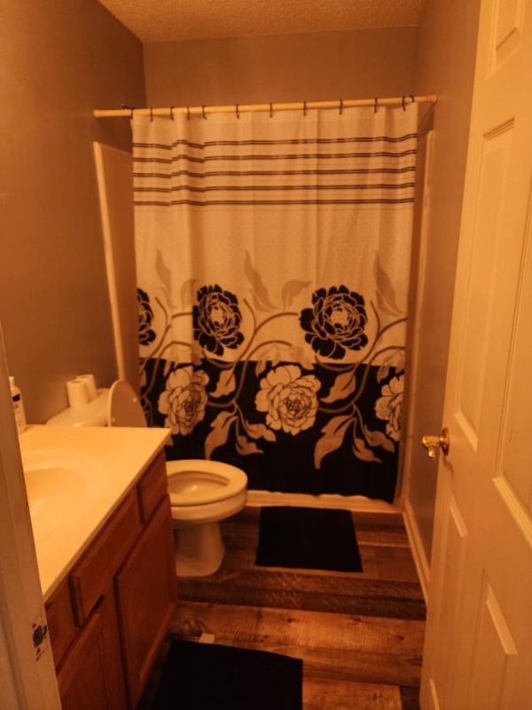 2572 Laurel Cir Nw - Photo 3 of 10