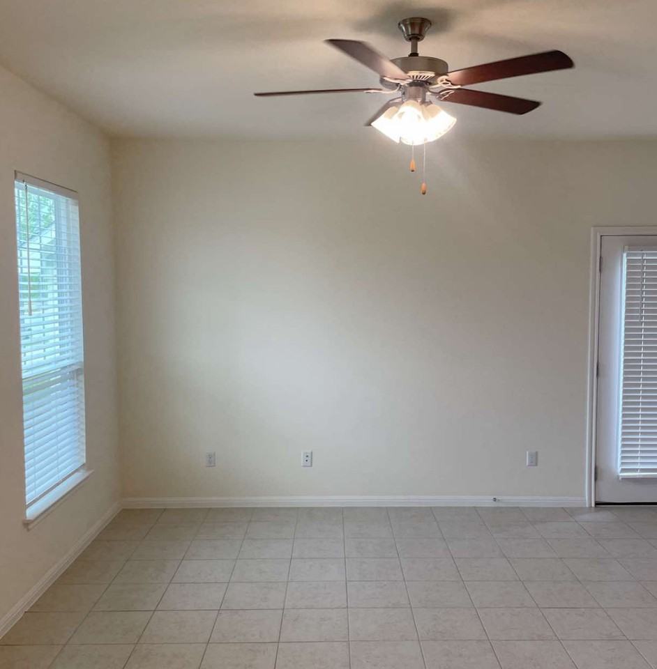 1166 Esplanade Pkwy #1 - Photo 6 of 15