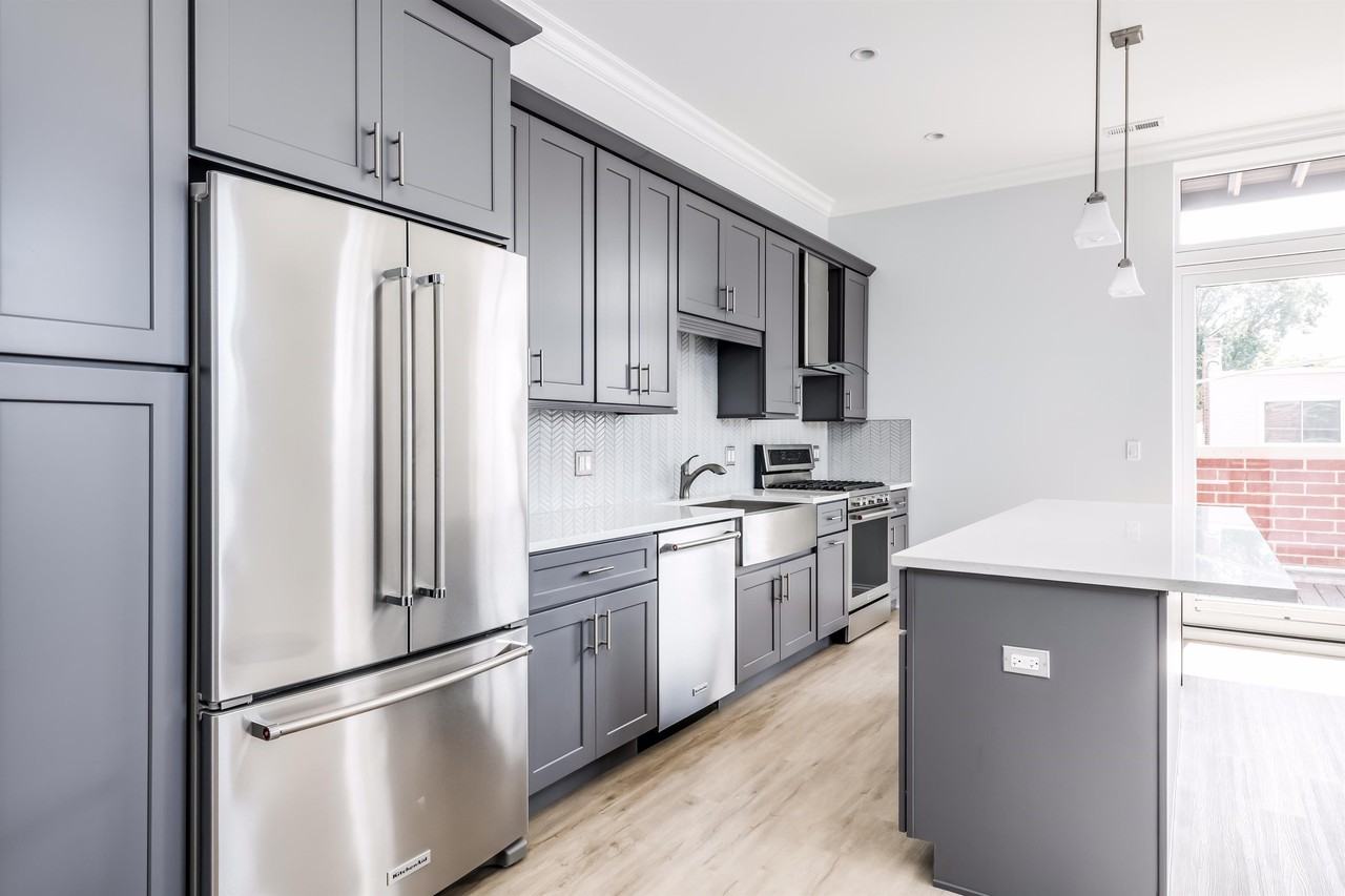 7652 Madison Street - Photo 2 of 50