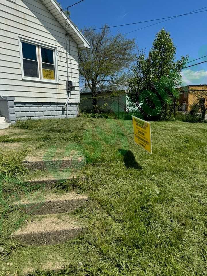 314 Leland Street - Photo 2 of 9