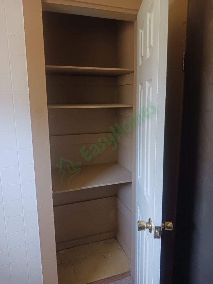 830 South Main Street - Photo 4 of 13