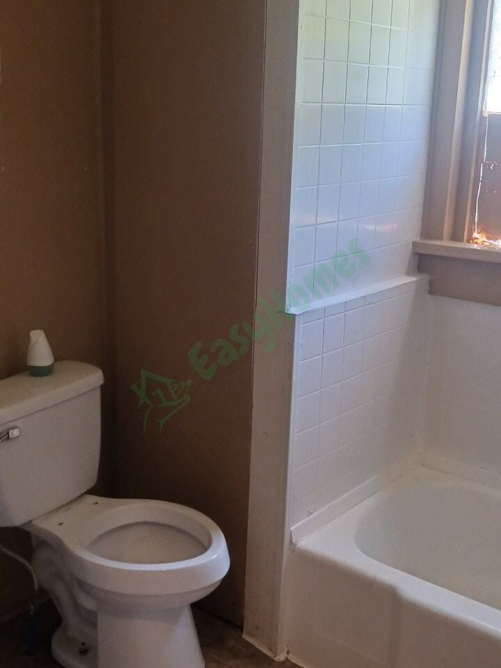 830 South Main Street - Photo 6 of 13