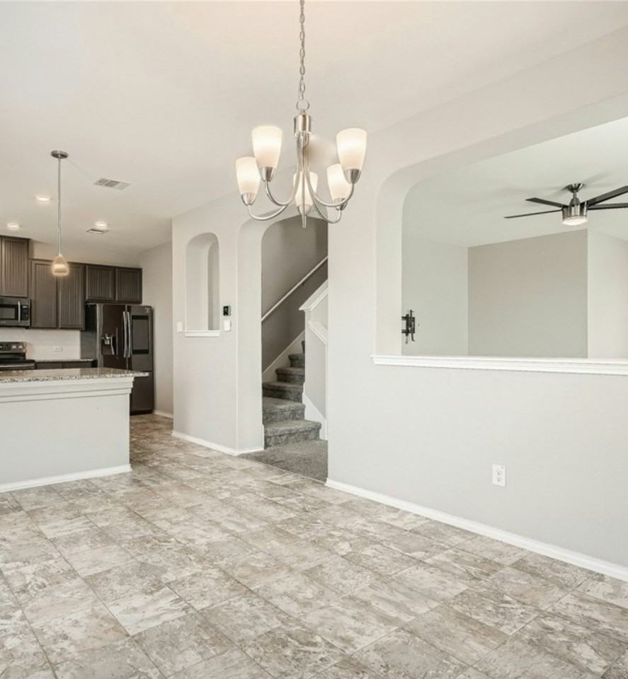 19219 Zachary Taylor Street - Photo 4 of 12