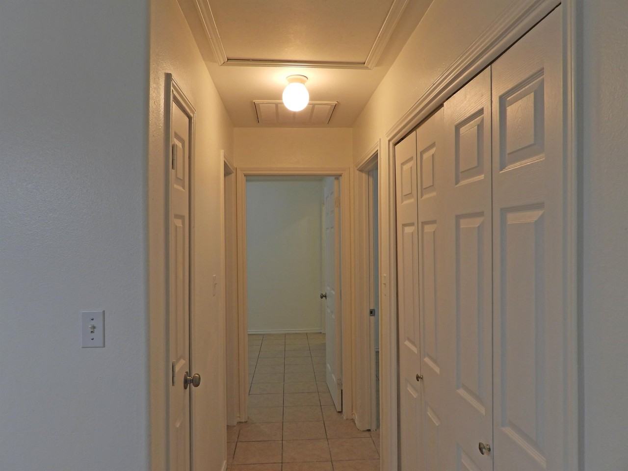 1806 S Ironwood St #A - Photo 5 of 30