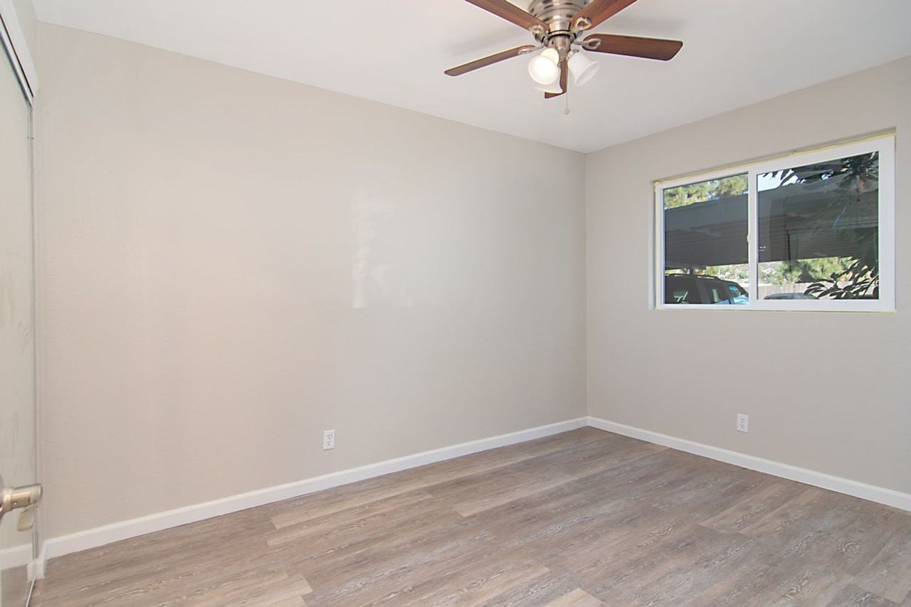 8082 Golden Ave #E - Photo 6 of 13