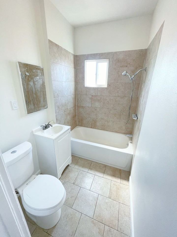 239 W. 25th Street - Photo 2 of 5