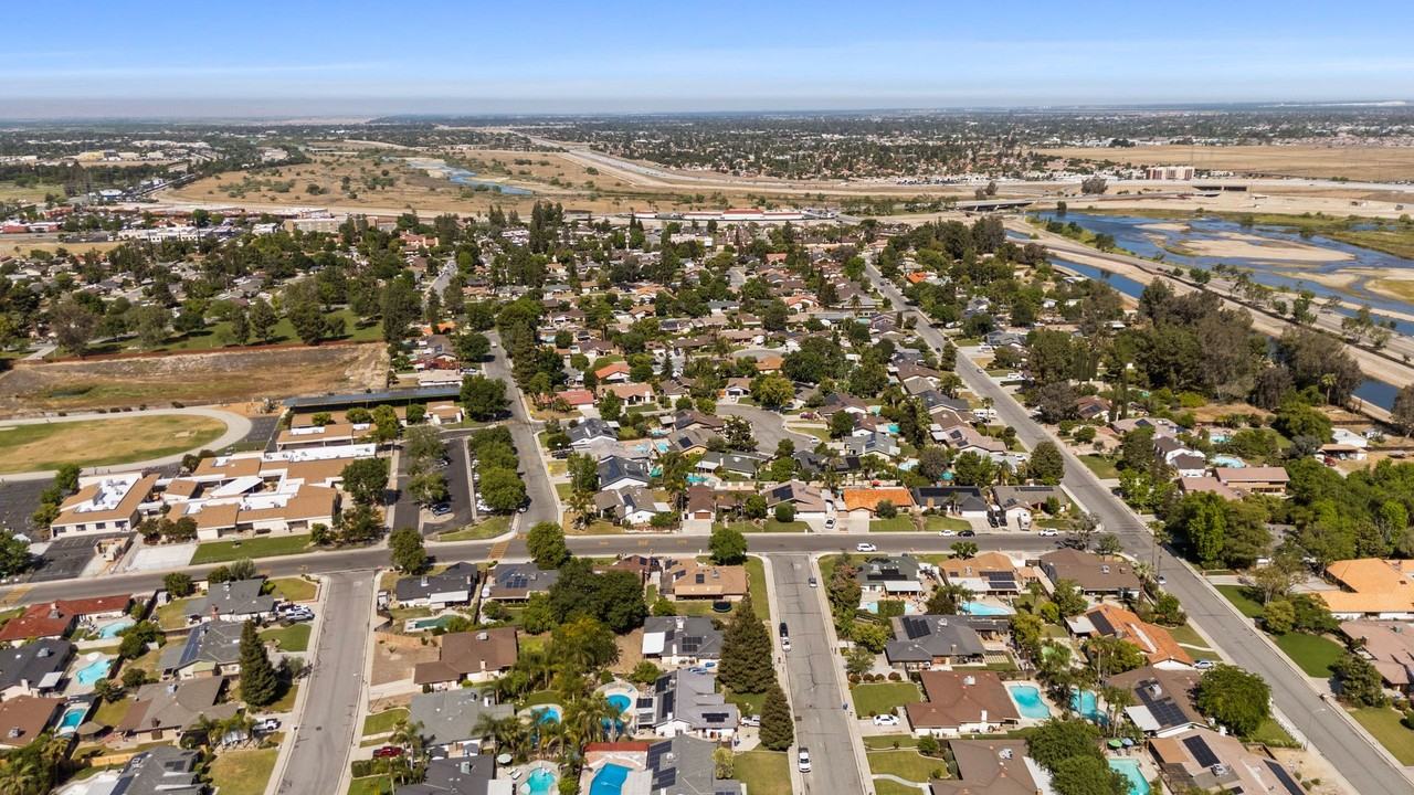 605 N El Rio Dr - Photo 7 of 50