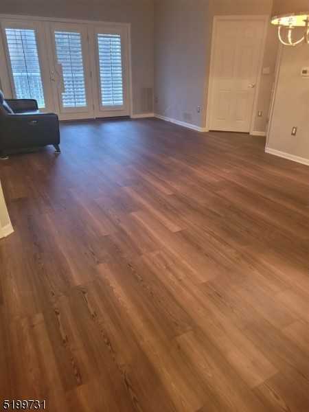 1015 Brookfield Glen Dr - Photo 3 of 24