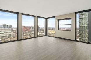 1922 W Ogden Ave #3-2 - Photo 1 of 1