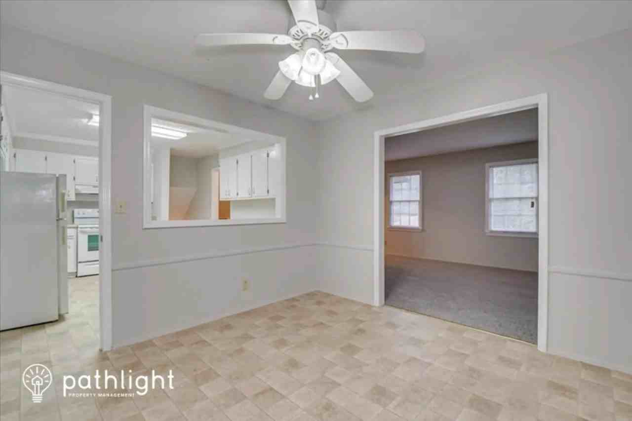 2010 Flintwood Dr - Photo 3 of 21