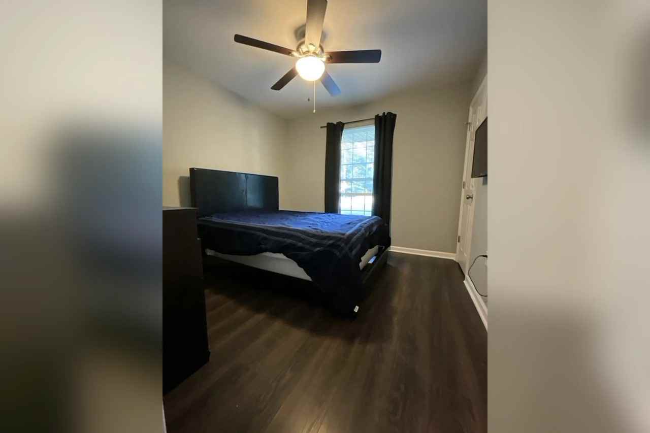 3815 Nicoll Dr - Photo 3 of 7