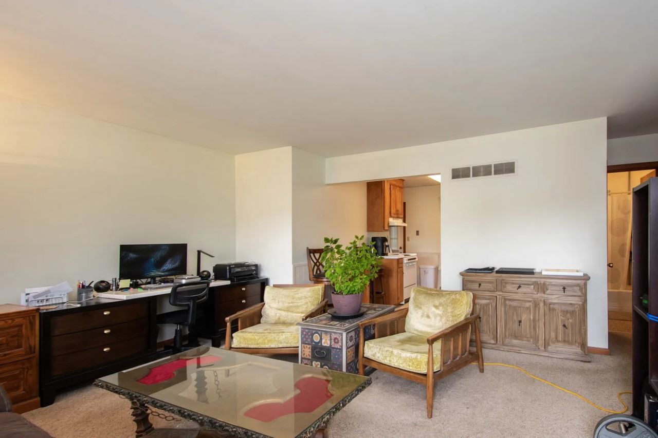 8430 Lowell Ave - Photo 3 of 9