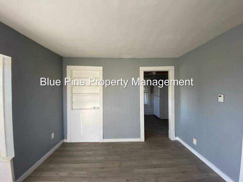 12381 N 15th E - Photo 6 of 15