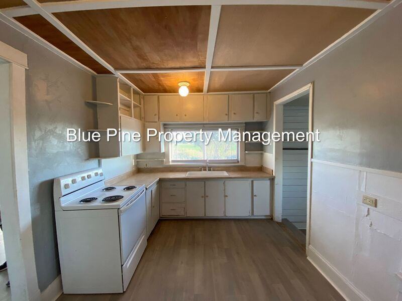 12381 N 15th E - Photo 7 of 15